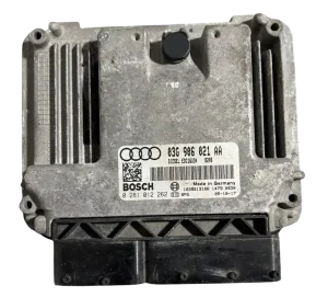 Calculateur moteur ECU Bosch EDC16U34