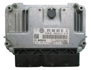 Calculateur moteur BOSCH ME17.5.6
