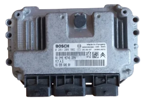 Calculateur moteur Bosch ME 7.4.5