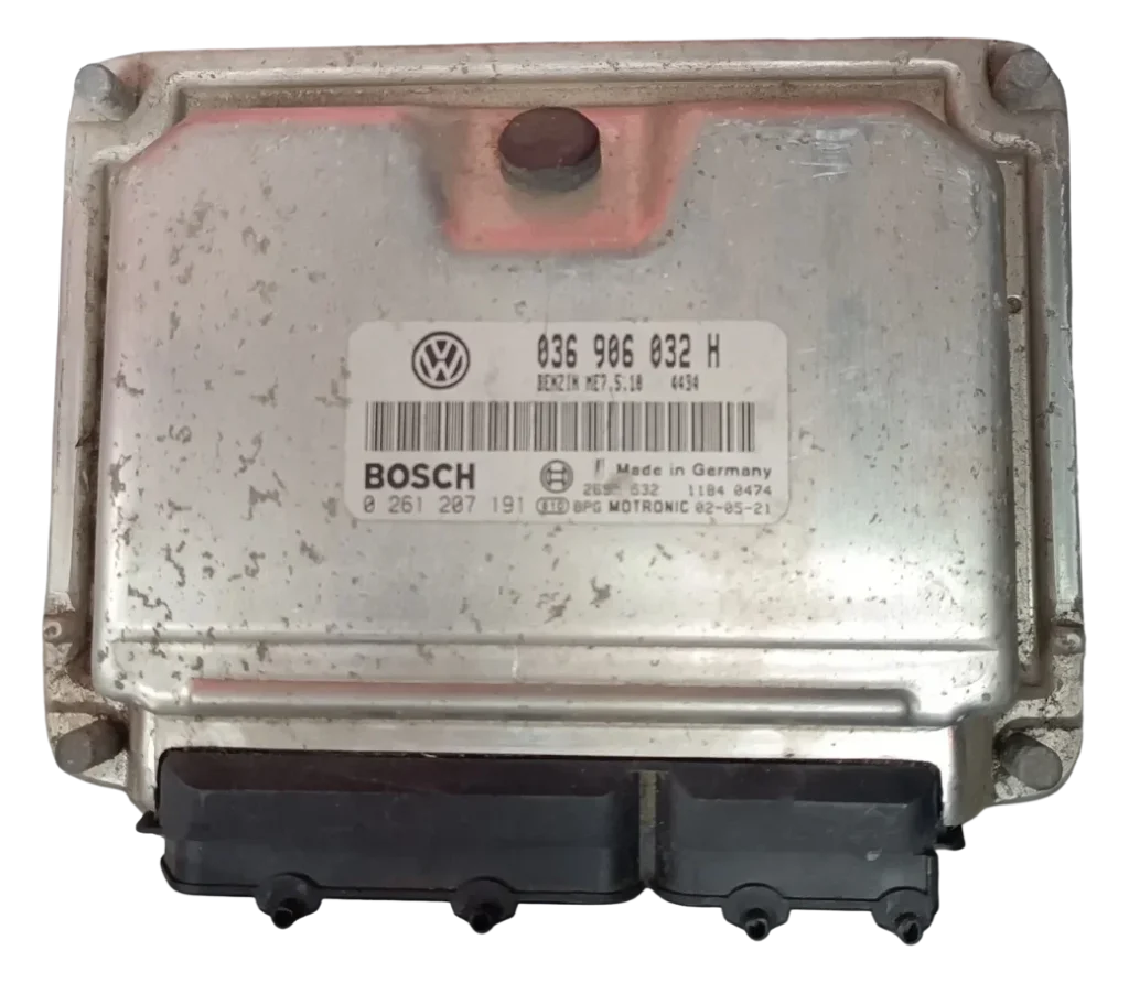 Boîtier référence 0261208043 — Calculateur moteur Bosch ME 7.5.10