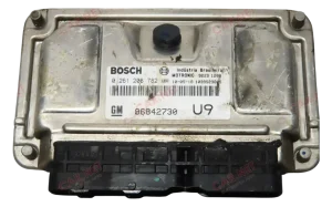 Calculateur moteur BOSCH ME7.9.9